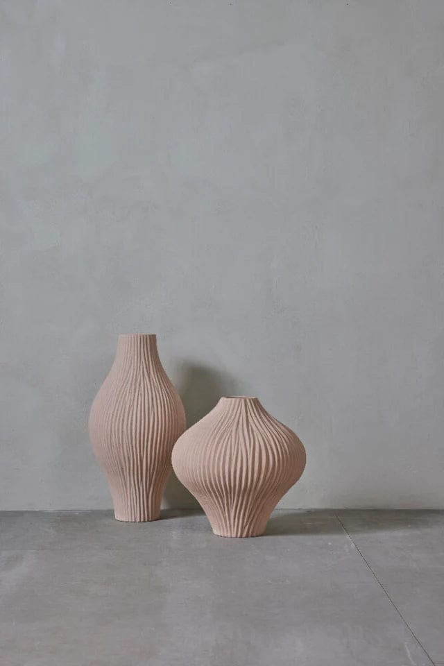 Lene Bjerre A00016155 dekorációs váza Esmia dekorációs váza 34.5cm púder - Freyja Home Decor