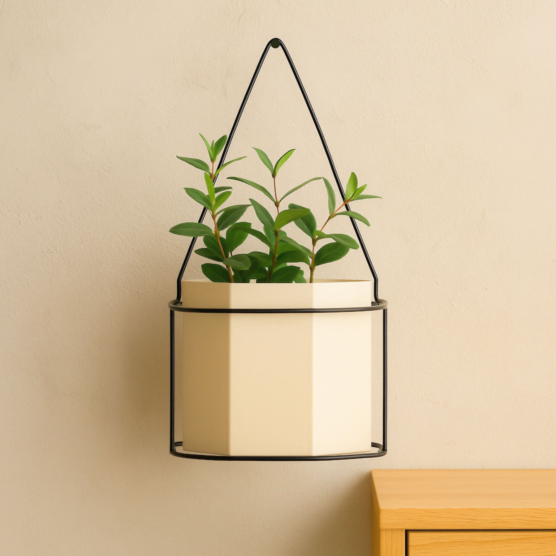 Feng fekete-bézs fém függeszthető kaspó – 26 cm