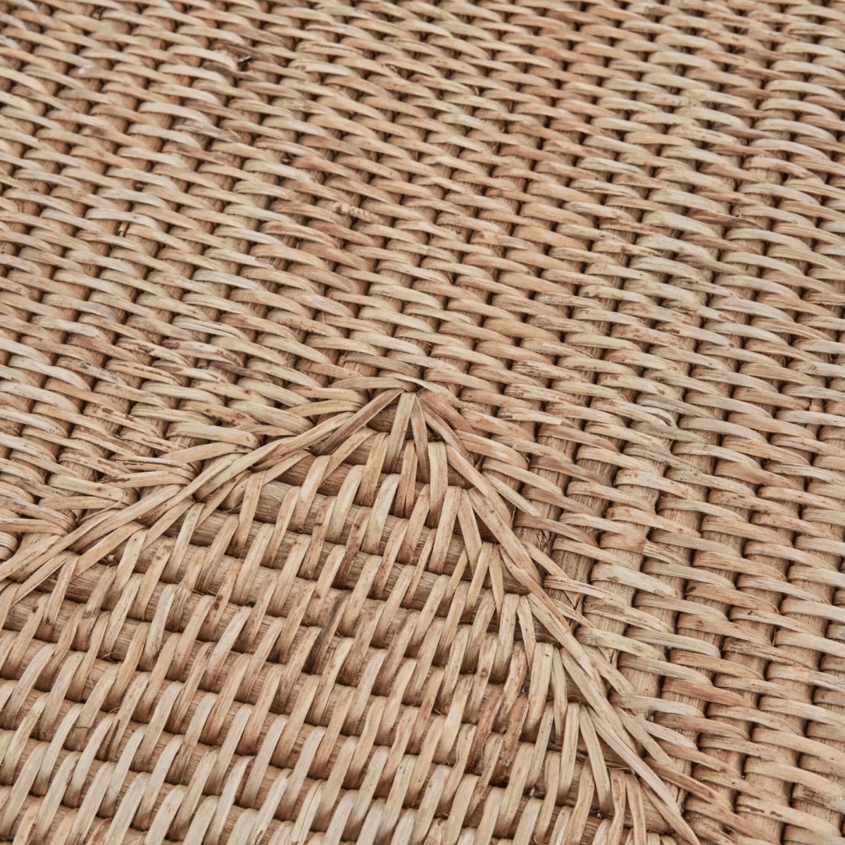 Norah rattan doboz 18x18cm