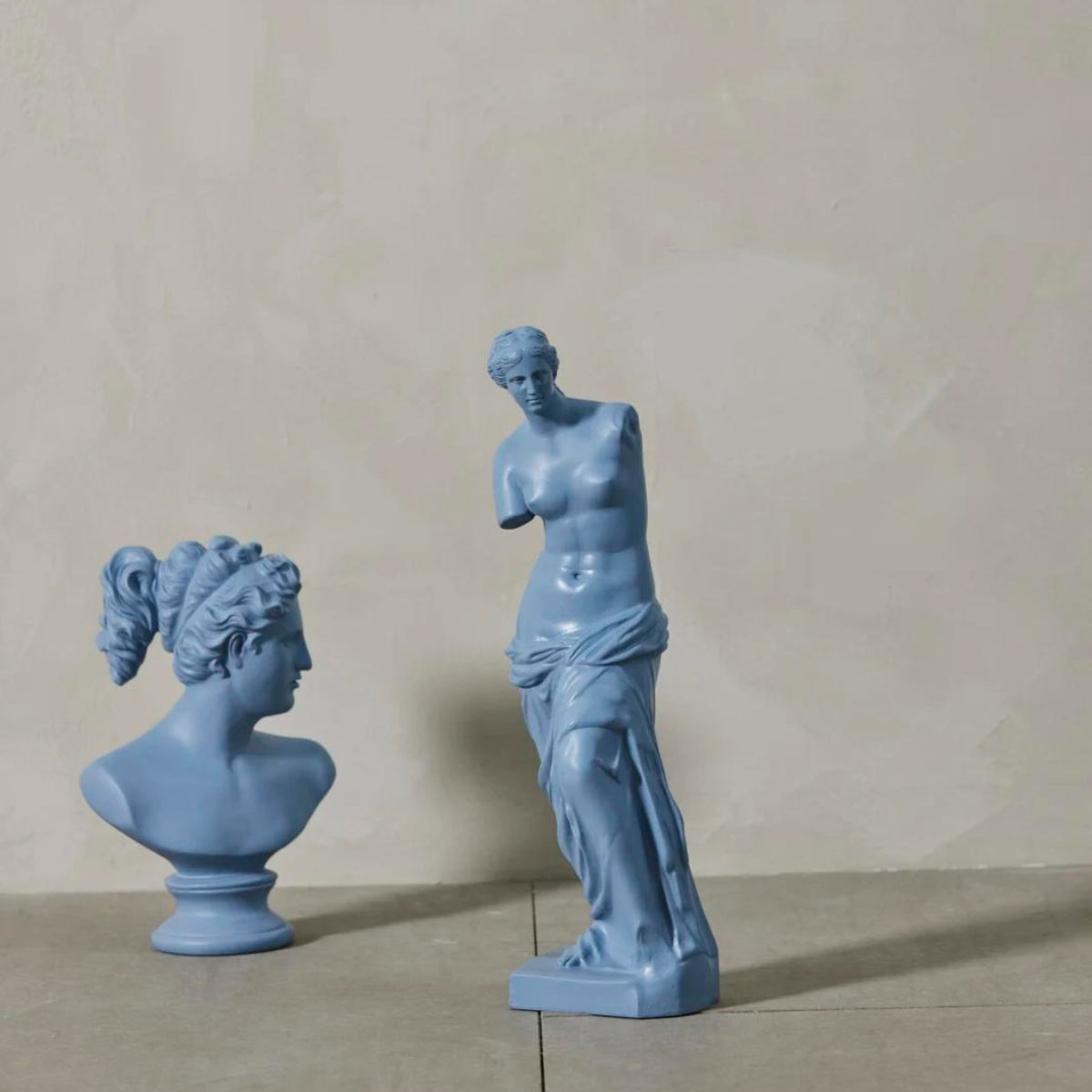 Statia női szobor dekoráció 46.2cm kék